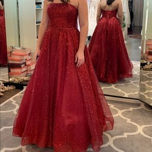 COPY - Colette by Mon Cheri - red glimmery Ball Gown - size 12